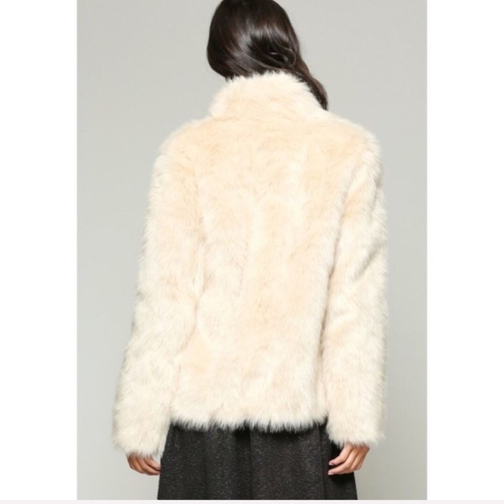 Harlow | Luxe Faux Fur Cream Coat | Cream - Picture 4 of 4